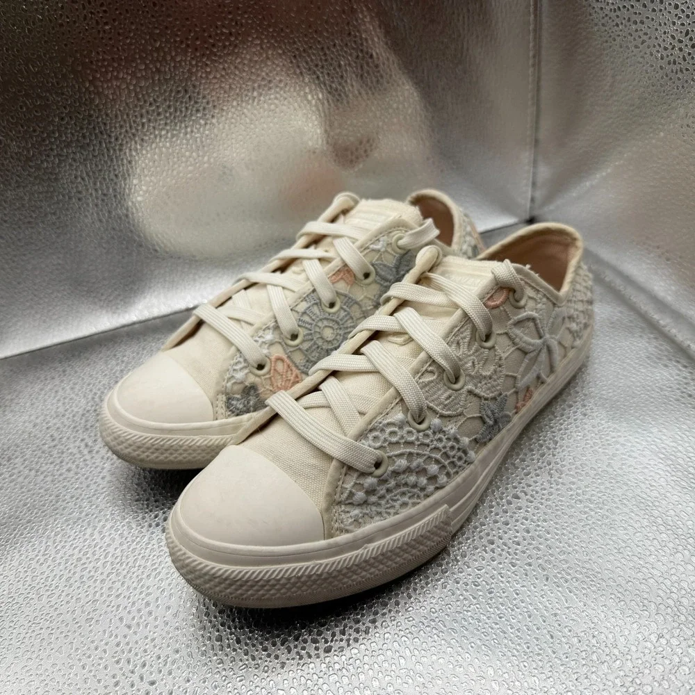 Size 3 Converse Chuck Taylor All Star Kids Butterfly Crochet Low Sneaker A10282F